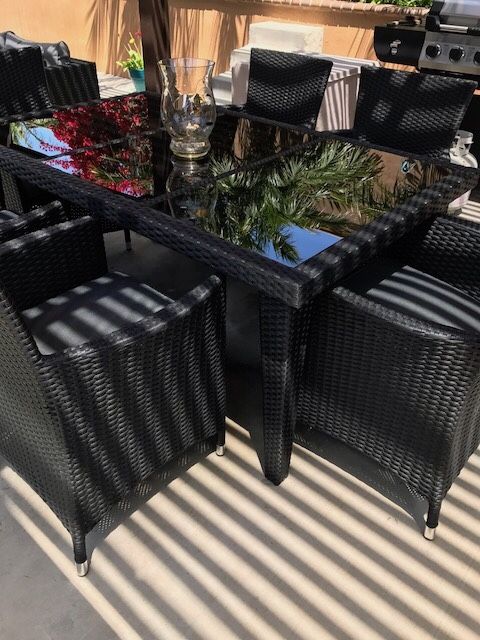 Wicker Patio Set Brand New (Can Deliver)