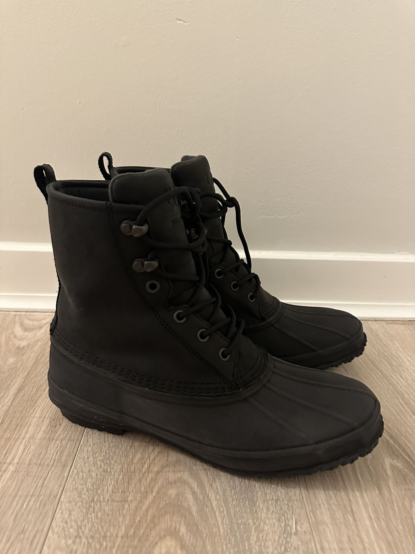 New Men’s Ugg Snow Boots