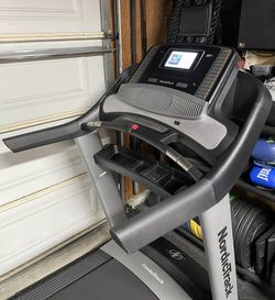 NordicTrack Elite 3760 Treadmill Walk Run Jog Trainer Exercise Machine Workout Fitness Fold able for Sale in San Dimas CA OfferUp