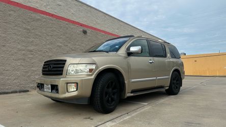Infiniti QX56 Full-Size SUV
