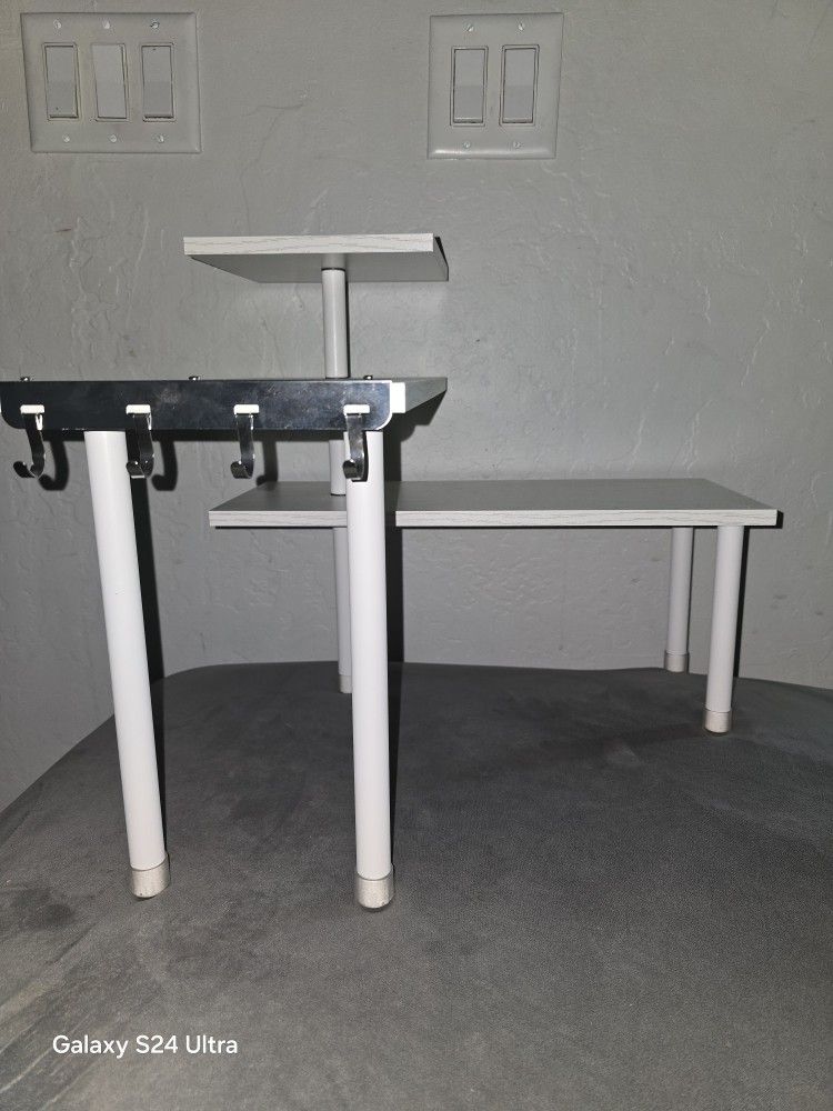 3 Tier Moveable Corner Shelf