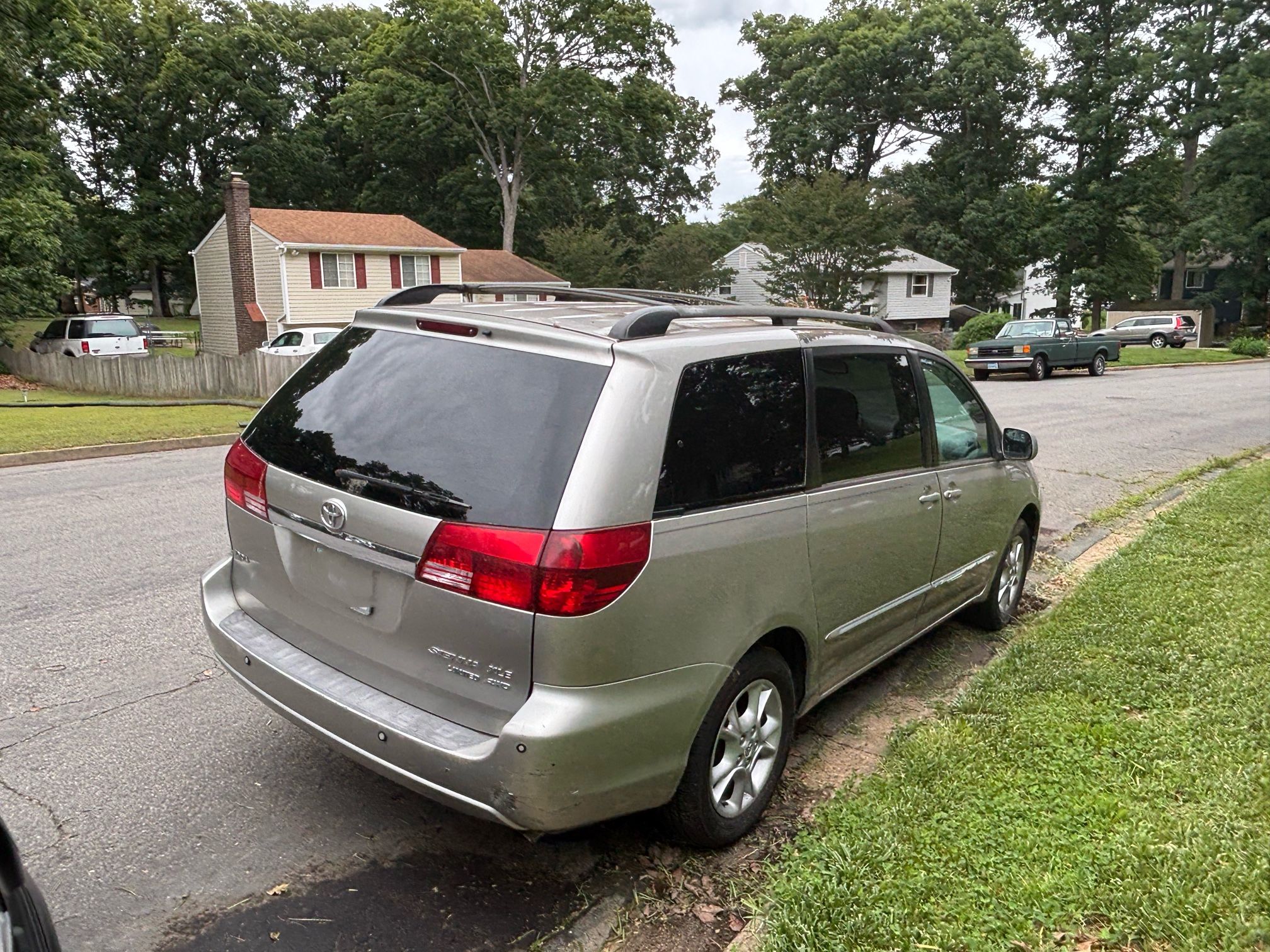 2005 Toyota Sienna for Sale in Richmond, VA - OfferUp