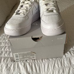 Nike White Air Force 1, Kids 6.5, Women 8