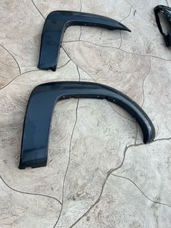 2nd gen Toyota Tacoma passenger side fenders