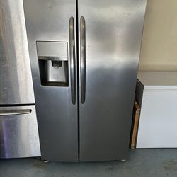 Refrigerator For Sale!