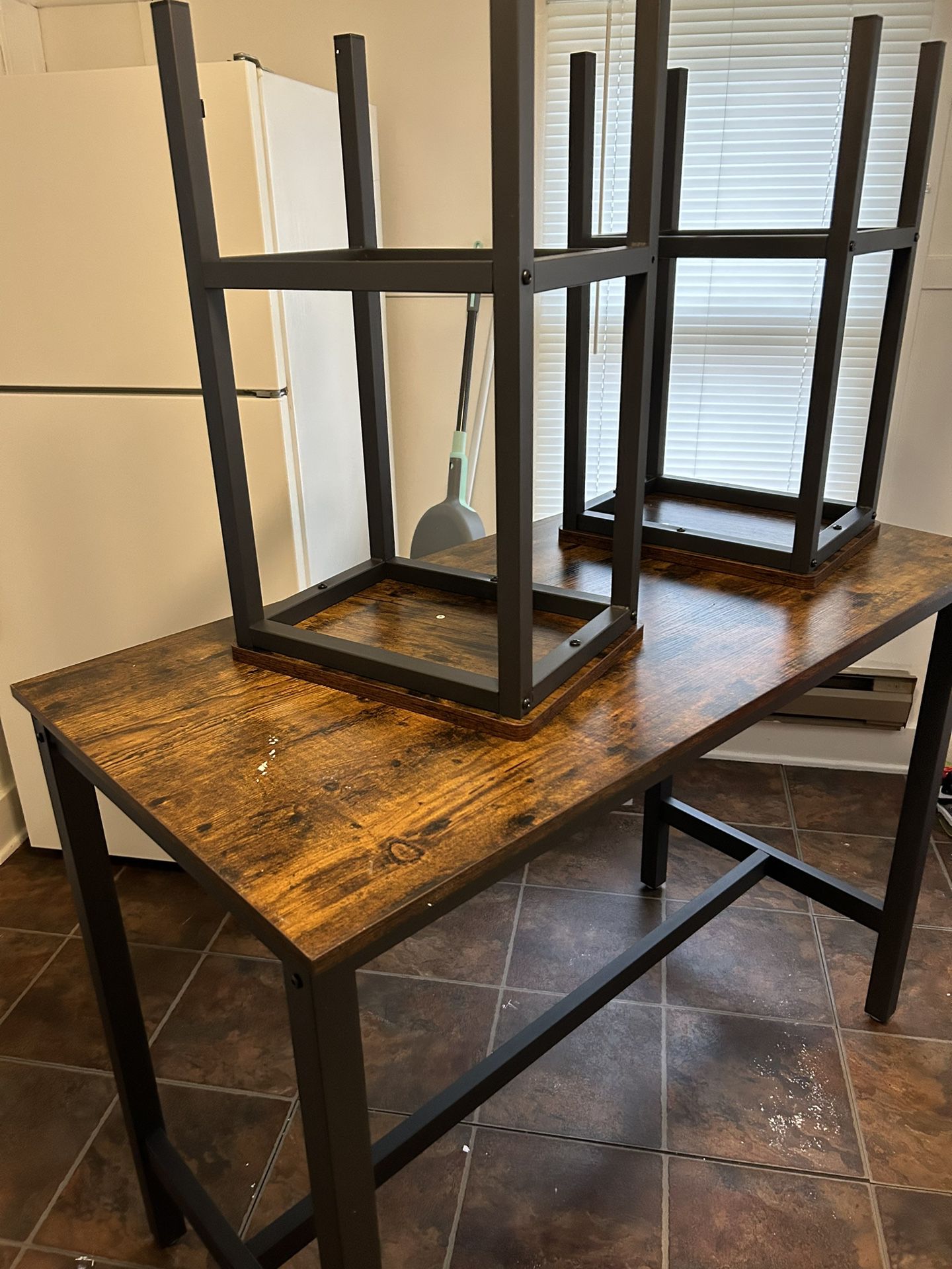 Kitchen Table For SALE 