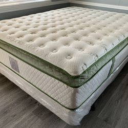 Full Size Organic Hybrid Cool Gel Pillow Top Mattress And Boxspring