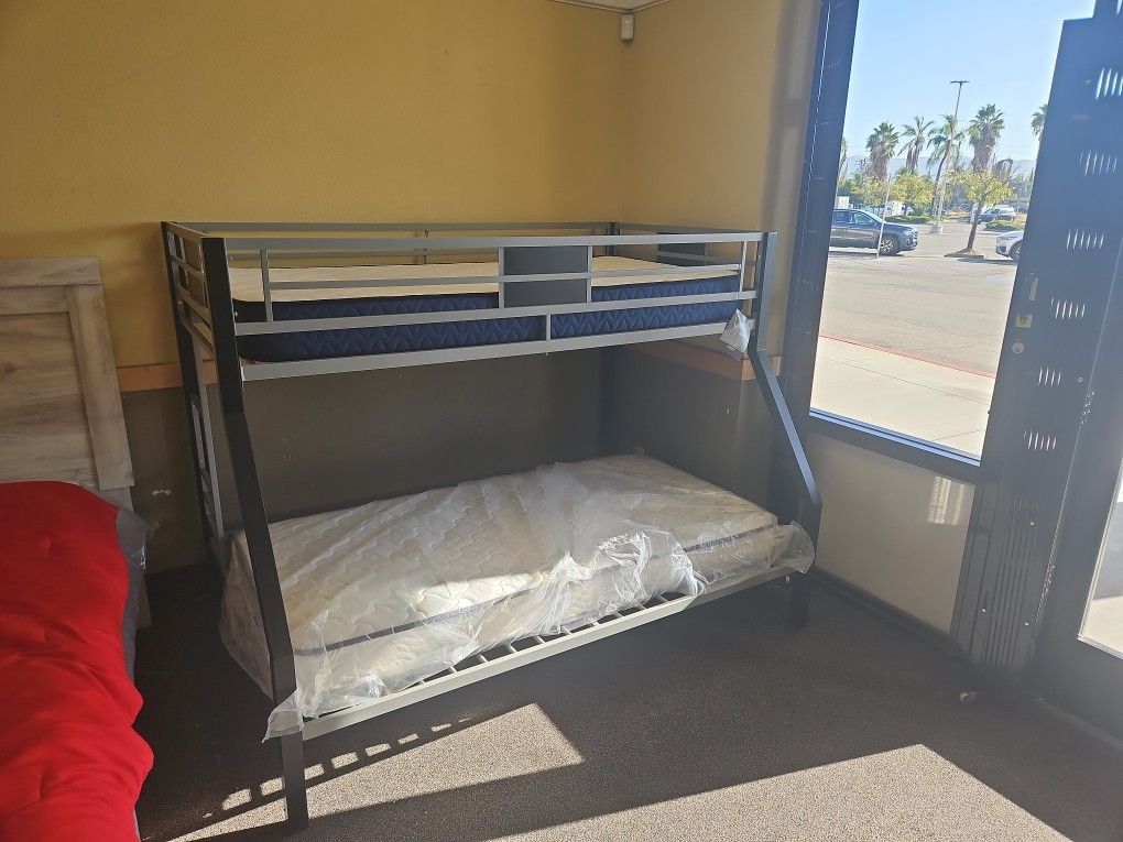 Twin Over Full Bunkbed