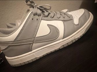 Nike Dunks 