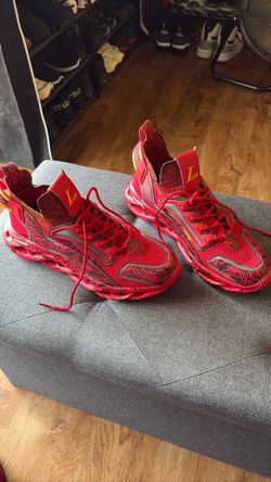 Sneakers Size 9 $15