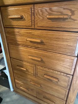 Drawers very good condition excellent wood