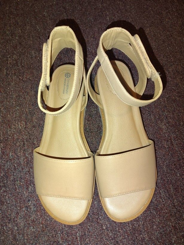 Women's Giani Bernini Constancia Ankle Strap Desert Wedge Sandals