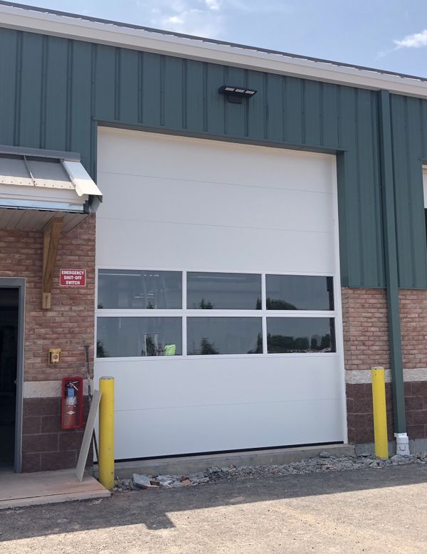 12x10 Windload Garage Door for Sale in Fredericksburg, PA - OfferUp