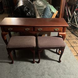 Sofa Table With Stools 