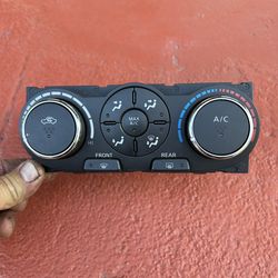 Parts Nissan Altima 2007-20012 Control botones de Aire Usado Good $35