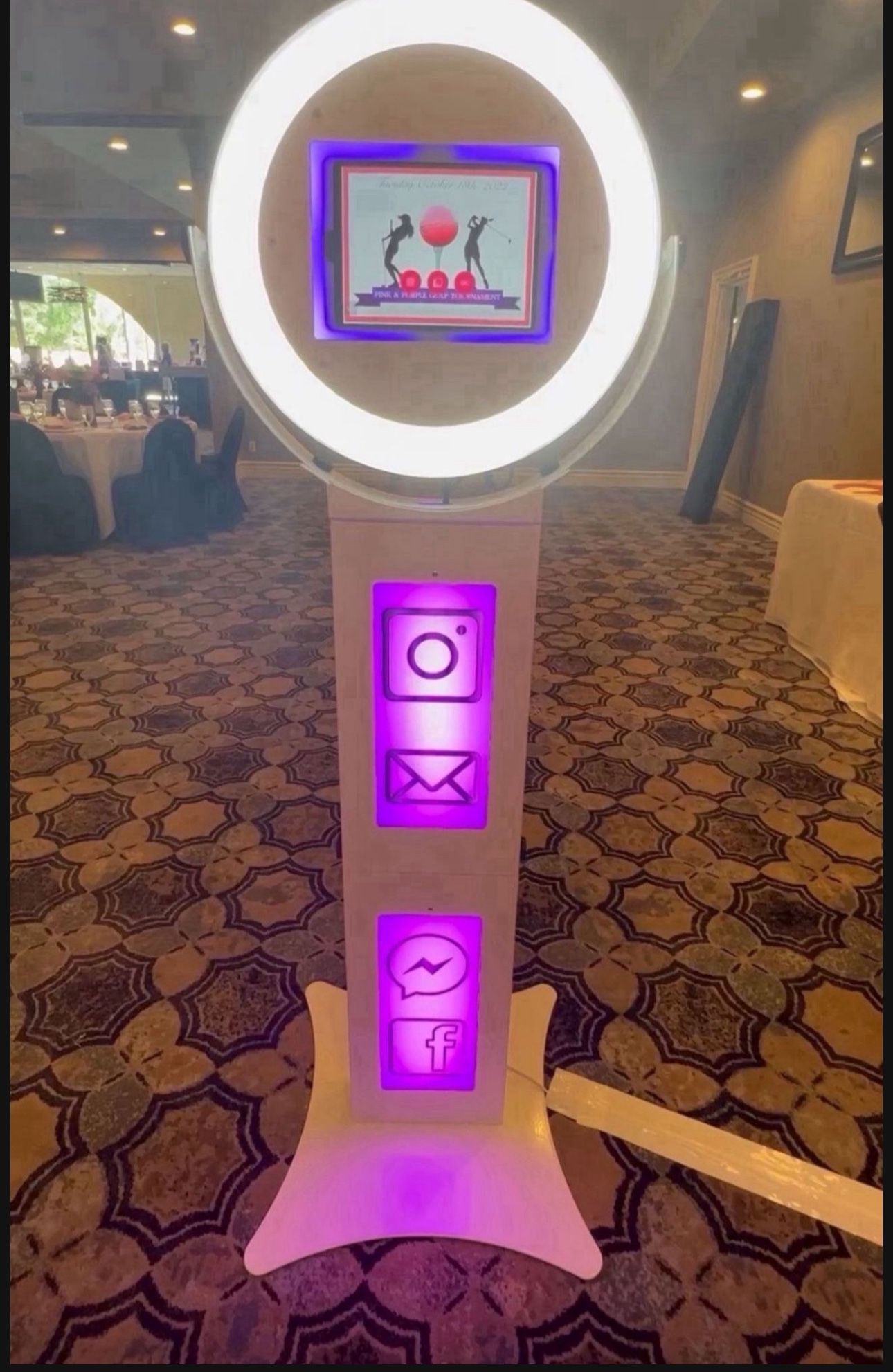 PHOTO BOOTH EQUIPMENT WITH BACKDROP SETUP