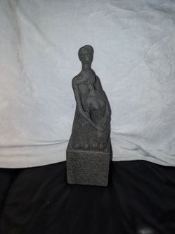 His and her statue