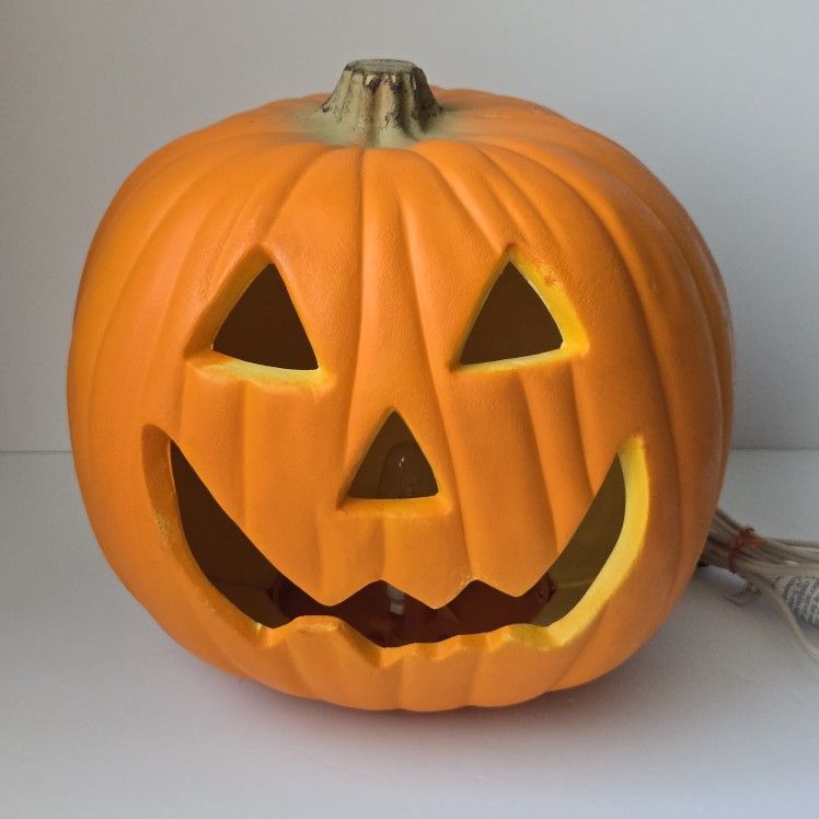 2002 Gemmy Orange Jack-O'-Lantern Foam Mold Light-up Pumpkin EVC