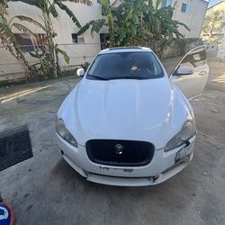 2009 Jaguar XF