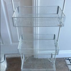 Must go today- Like New Kitchen cart 