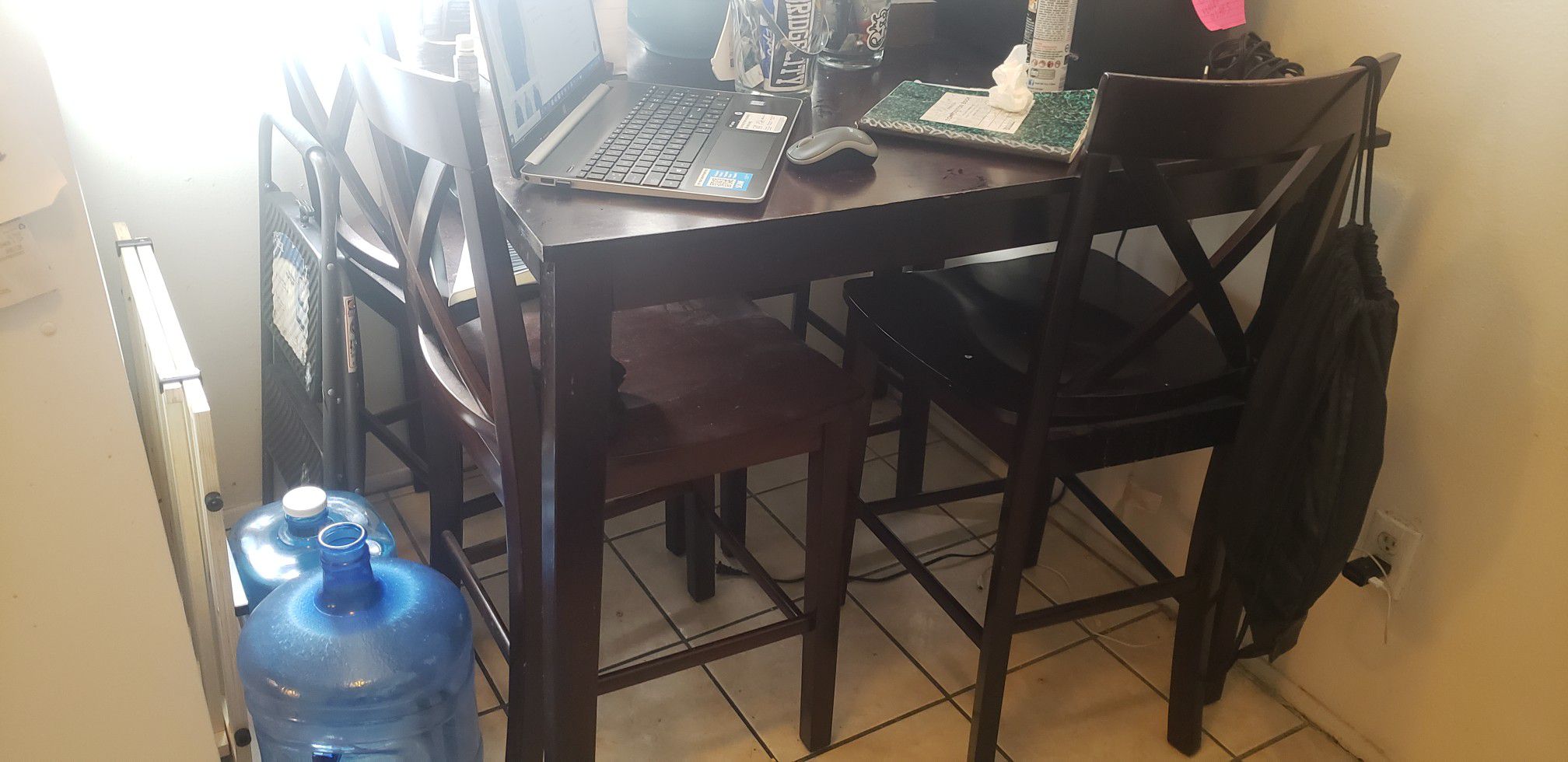KITCHEN TABLE / 4 CHAIR EDITION