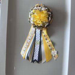 Bee Baby Shower Corsage