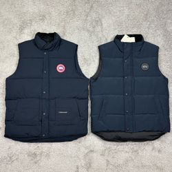 Size L/XL Canada Goose
