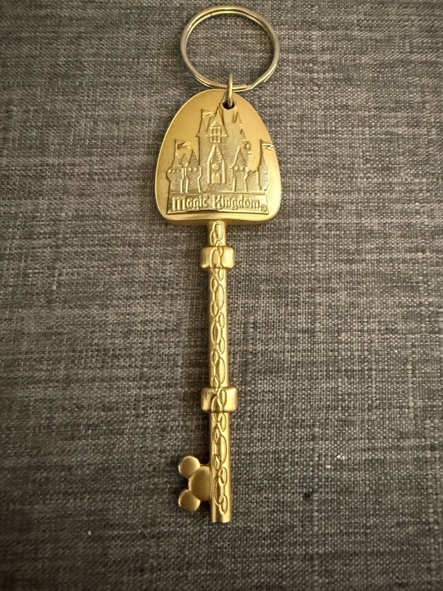 Disney Magic Kingdom Castle Gold Toned Key Shaped Keychain 6”
