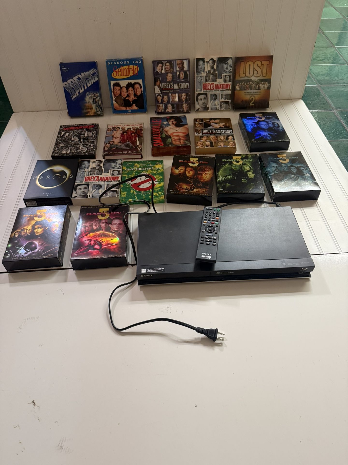 Movies Seasons With Blu Ray / DVD Player