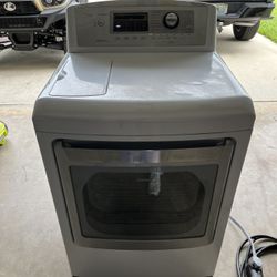 Lg Dryer Works Great Plugged In For Demonstration