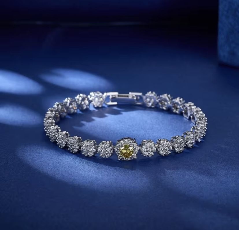 Unique Iced Out Floral Shaped Zircon Classic Vintage Chain Tennis Bracelet