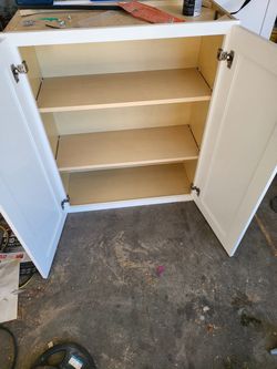 3 Kitchen cabinets