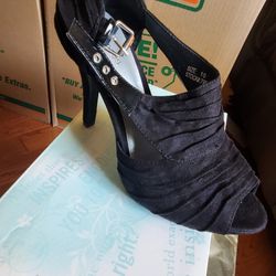 Black Brand New Heels
