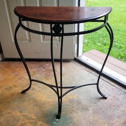 Accent Table