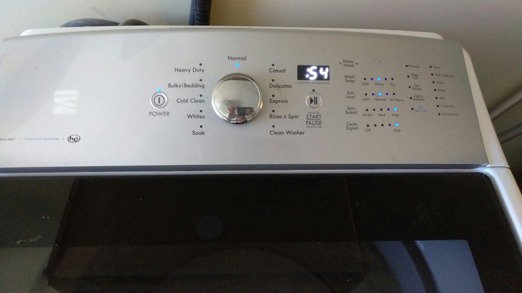 Kenmore series 600s washer & dryer for Sale in Clinton, MA OfferUp