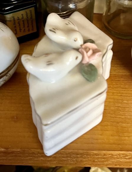 Vintage Lovebirds Floral Porcelain Trinket Box w/ Lid