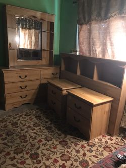 Full zize bedroom set