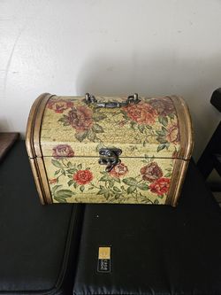 Vintage Wooden Small Storage Jewelry Box