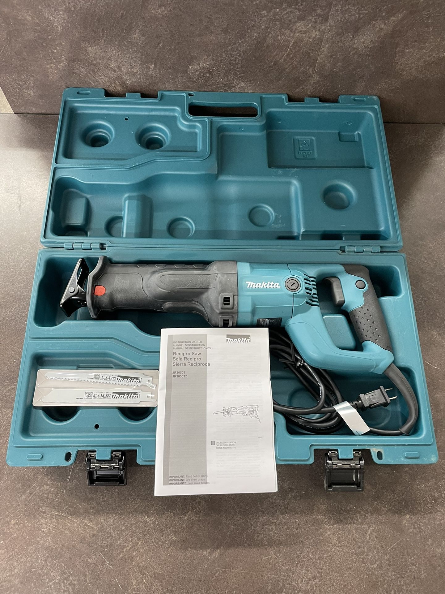 Makita JR3050T Reciprocating Saw Blue Corded w/ Case & 2 Blades