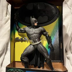 Batman Forever Ultimate Batman statue
