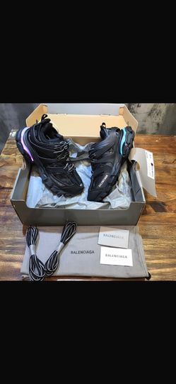 Shoes Balenziaga And LV 