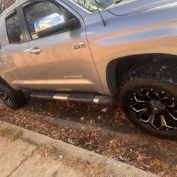 20 “Fuel Assault Mickey Thompson Baja Leg W/ Sensors
