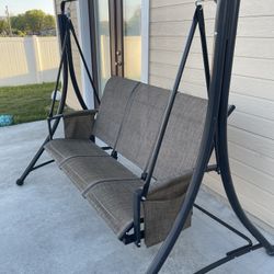 Outdoor Swing 