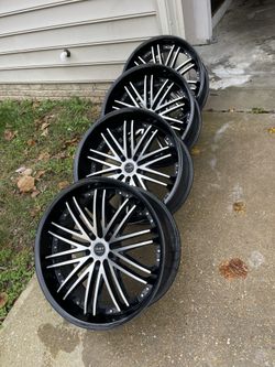 Gorgeous 22 Inch  Wheels For Sale 