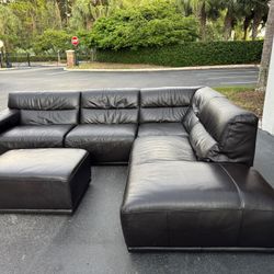 Couch/Sofa Sectional - Natuzzi - Brown - Delivery Available 🚛