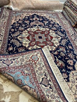6x9 feet handmade Persian Heriz rug