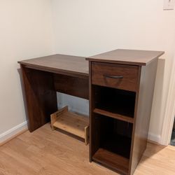 Desk!