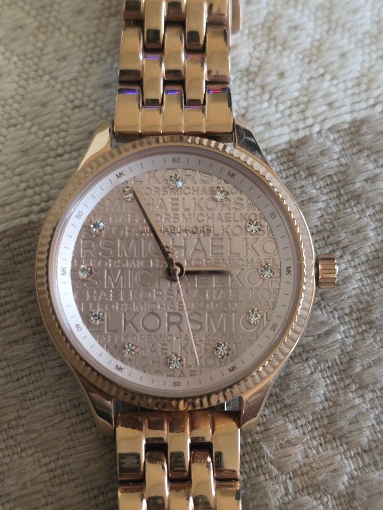 NIB- Michael Kors Rose Gold-Tone Watch NIB- Michael Kors Rose Gold-Tone Watch main image 4