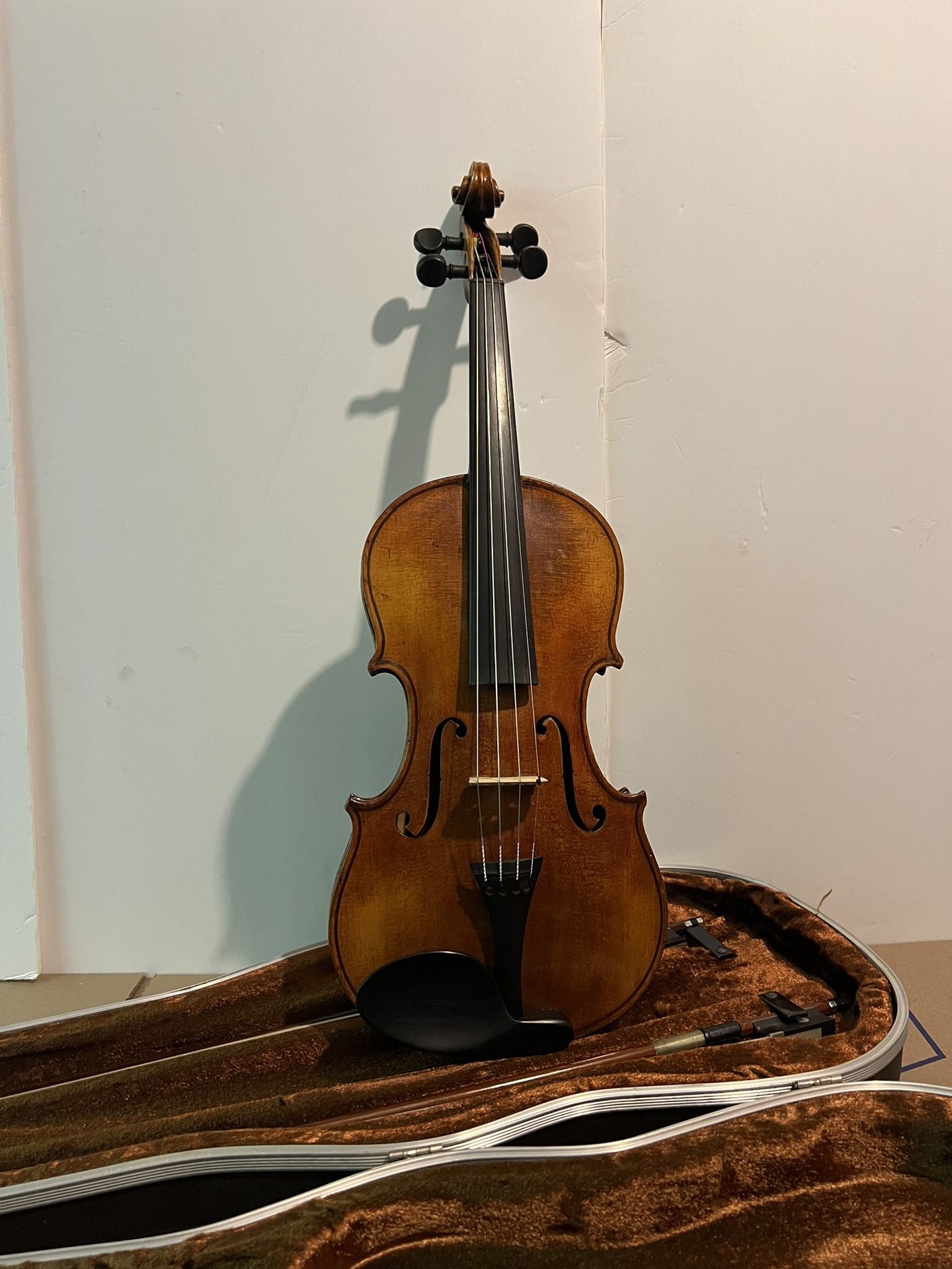 No Label 4/4 Violin One Piece Back