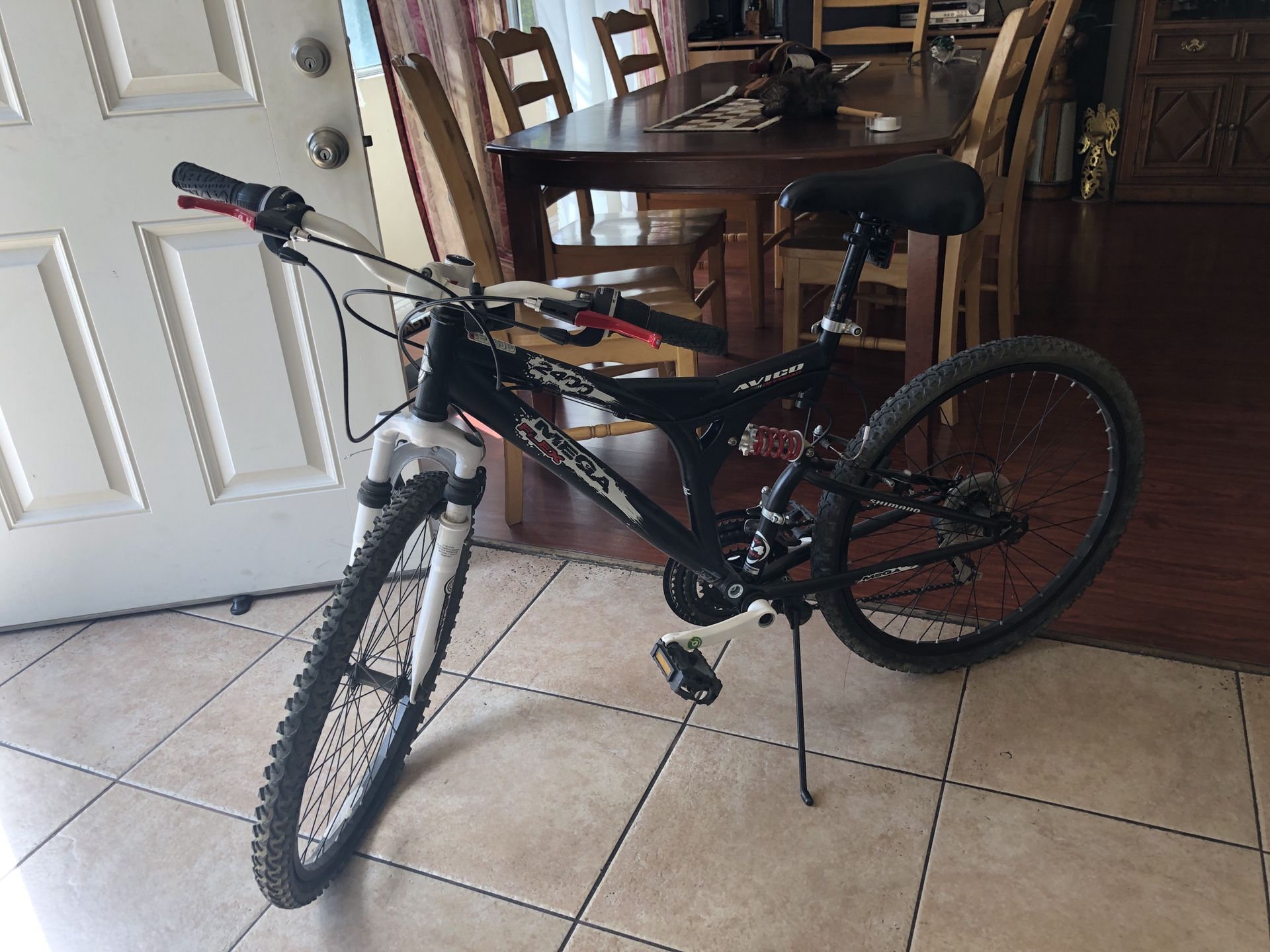 Avigo Mega Flex Bicycle